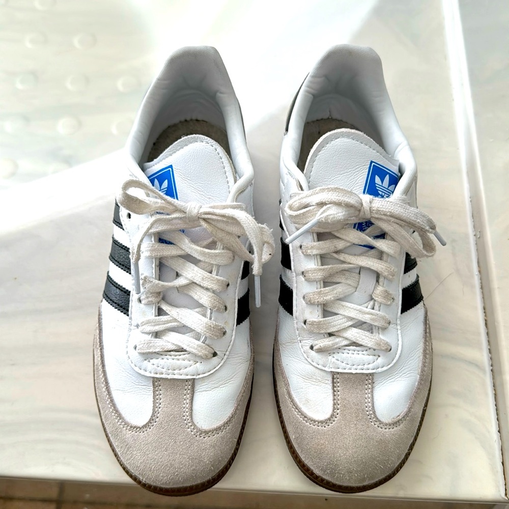Adidas Sambas